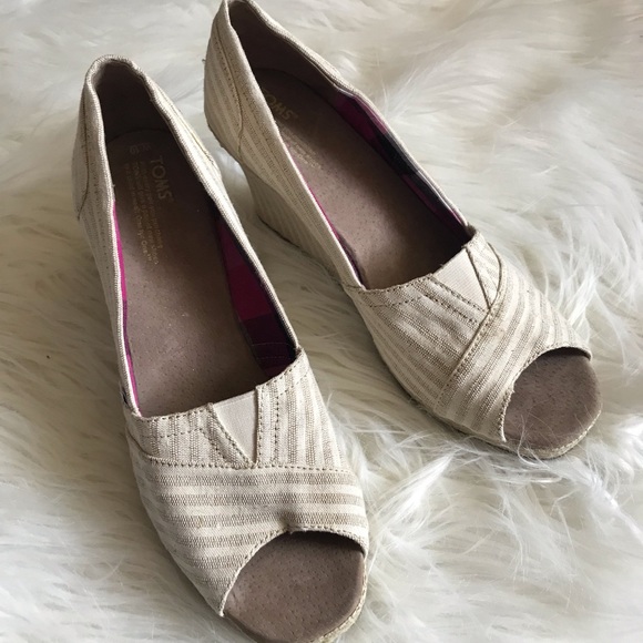 TOMS wedge sandals - Picture 3 of 5